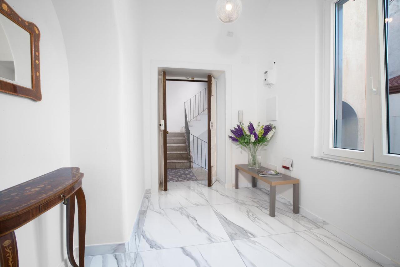 Apartment Piazza Tasso Max 1 *